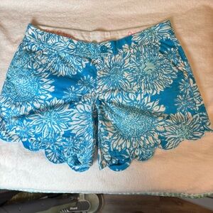 Lilly Pulitzer Buttercup Short Blue and White with Scalloped Hem